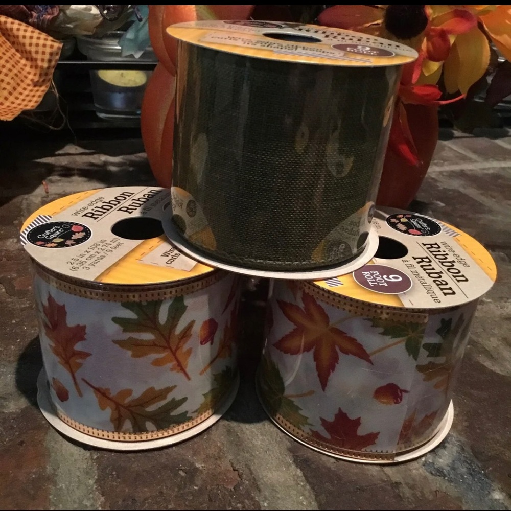 Fall Decorating Set - Picture 2 of 3